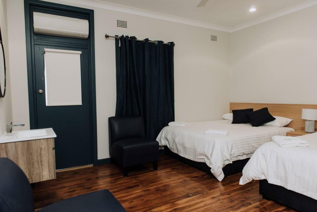 Gunnedah Hotel Esterno foto
